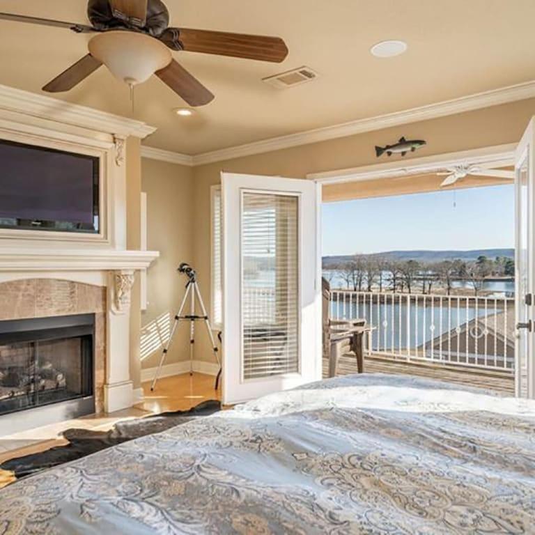 Views!! Luxury Condo W/Gourmet Kitchen, Breathtaking Views Lake Hamilton Экстерьер фото